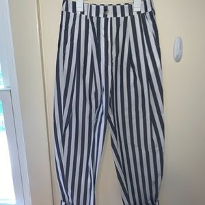 Pleated cotton pants